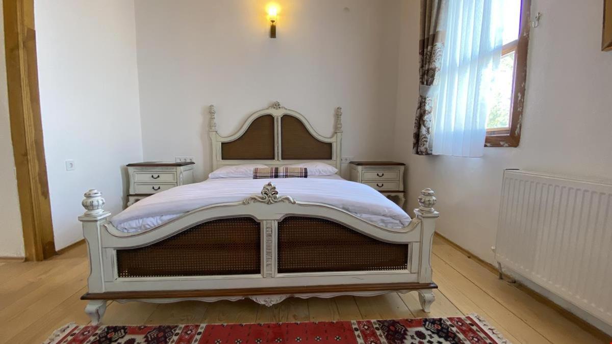 Quiet Abana Bed & Breakfast Exterior photo